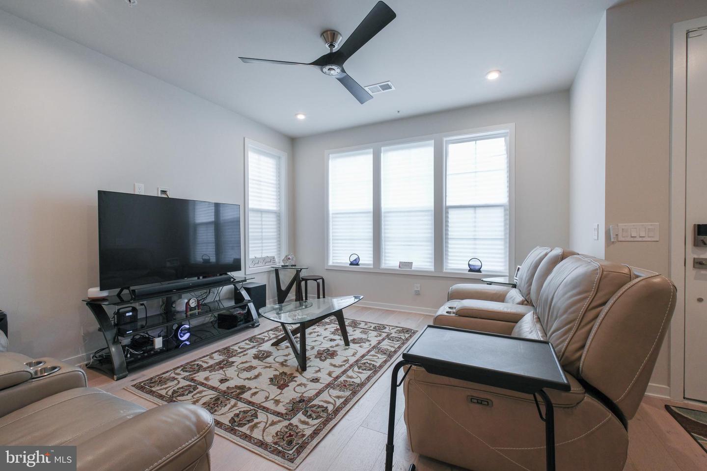 43509 OLD RYAN, BRAMBLETON, Virginia 20148, 3 Bedrooms Bedrooms, ,2 BathroomsBathrooms,Residential,For sale,43509 OLD RYAN,VALO2098348 MLS # VALO2098348