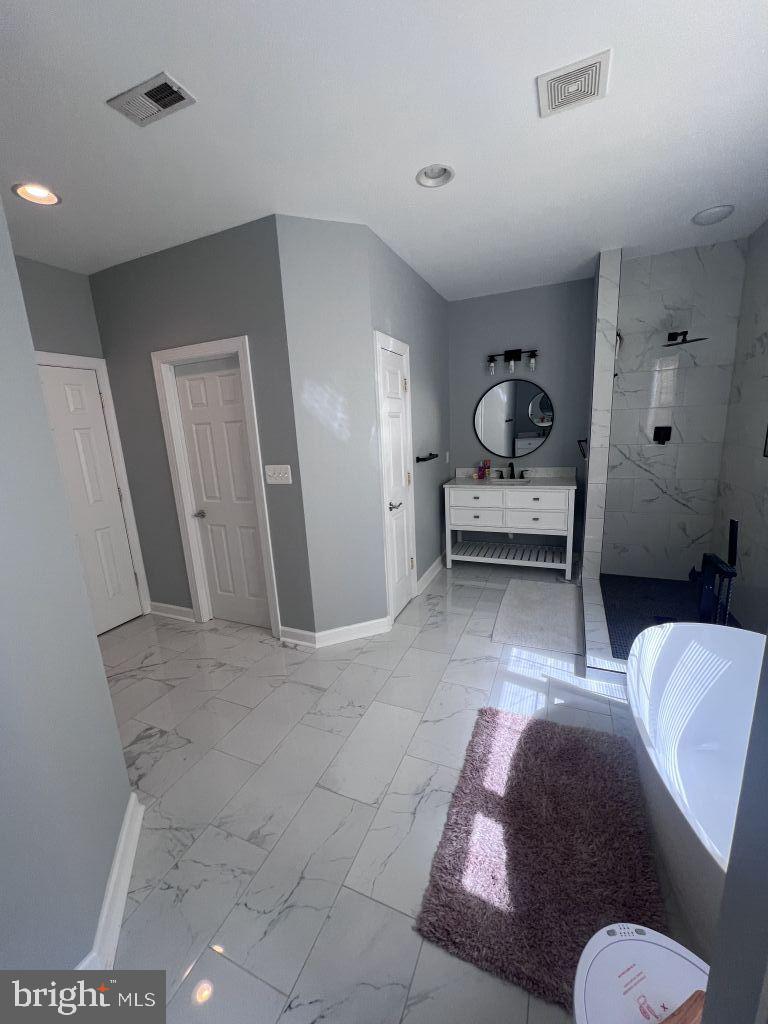 7222 CONWAY PL, RUTHER GLEN, Virginia 22546, 4 Bedrooms Bedrooms, ,3 BathroomsBathrooms,Residential,For sale,7222 CONWAY PL,VACV2008222 MLS # VACV2008222