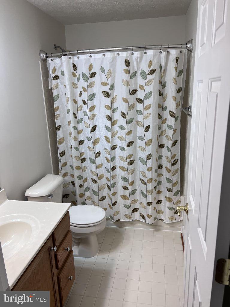 7222 CONWAY PL, RUTHER GLEN, Virginia 22546, 4 Bedrooms Bedrooms, ,3 BathroomsBathrooms,Residential,For sale,7222 CONWAY PL,VACV2008222 MLS # VACV2008222