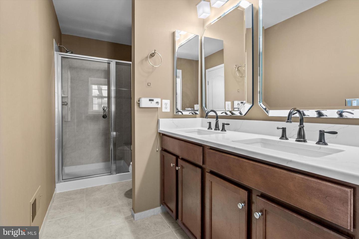 22650 GRAY FALCON, ASHBURN, Virginia 20148, 4 Bedrooms Bedrooms, ,3 BathroomsBathrooms,Residential,For sale,22650 GRAY FALCON,VALO2098294 MLS # VALO2098294