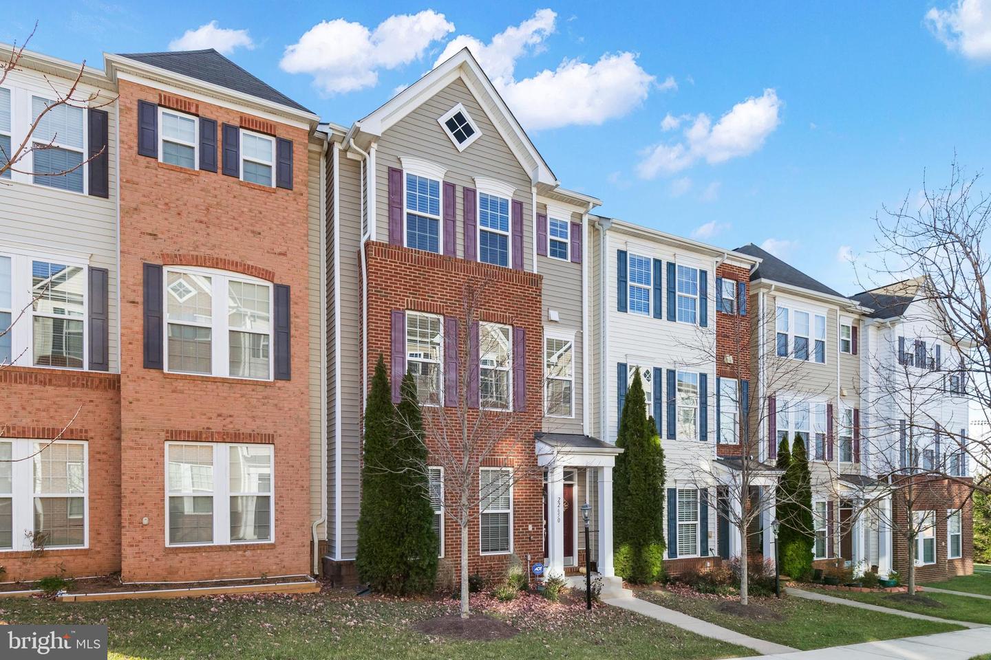 22650 GRAY FALCON, ASHBURN, Virginia 20148, 4 Bedrooms Bedrooms, ,3 BathroomsBathrooms,Residential,For sale,22650 GRAY FALCON,VALO2098294 MLS # VALO2098294