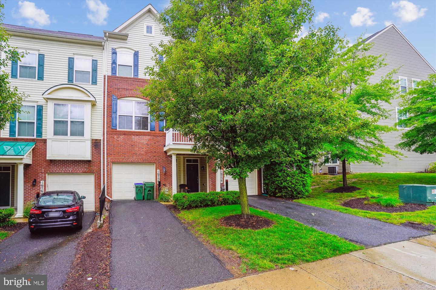 16758 BLACKJACK OAK LN, WOODBRIDGE, Virginia 22191, 2 Bedrooms Bedrooms, ,2 BathroomsBathrooms,Residential,For sale,16758 BLACKJACK OAK LN,VAPW2095866 MLS # VAPW2095866