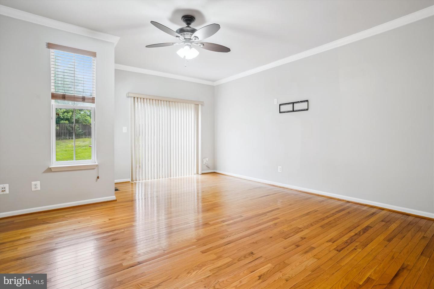 16758 BLACKJACK OAK LN, WOODBRIDGE, Virginia 22191, 2 Bedrooms Bedrooms, ,2 BathroomsBathrooms,Residential,For sale,16758 BLACKJACK OAK LN,VAPW2095866 MLS # VAPW2095866