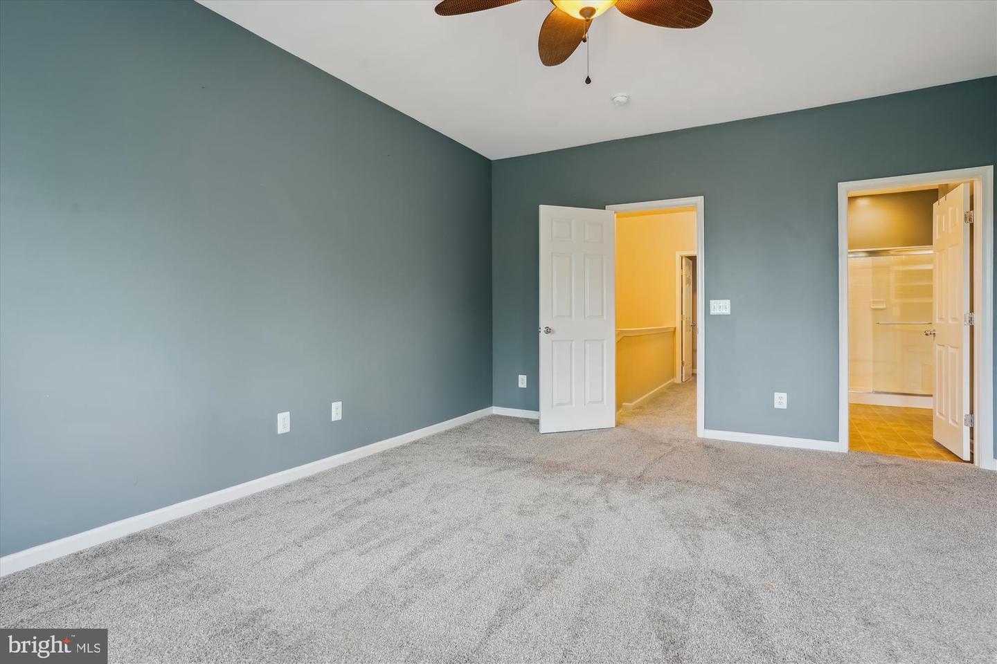 16758 BLACKJACK OAK LN, WOODBRIDGE, Virginia 22191, 2 Bedrooms Bedrooms, ,2 BathroomsBathrooms,Residential,For sale,16758 BLACKJACK OAK LN,VAPW2095866 MLS # VAPW2095866