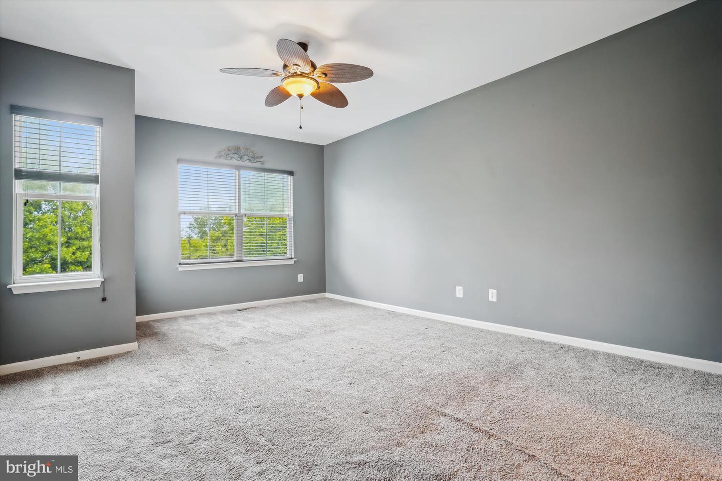 16758 BLACKJACK OAK LN, WOODBRIDGE, Virginia 22191, 2 Bedrooms Bedrooms, ,2 BathroomsBathrooms,Residential,For sale,16758 BLACKJACK OAK LN,VAPW2095866 MLS # VAPW2095866