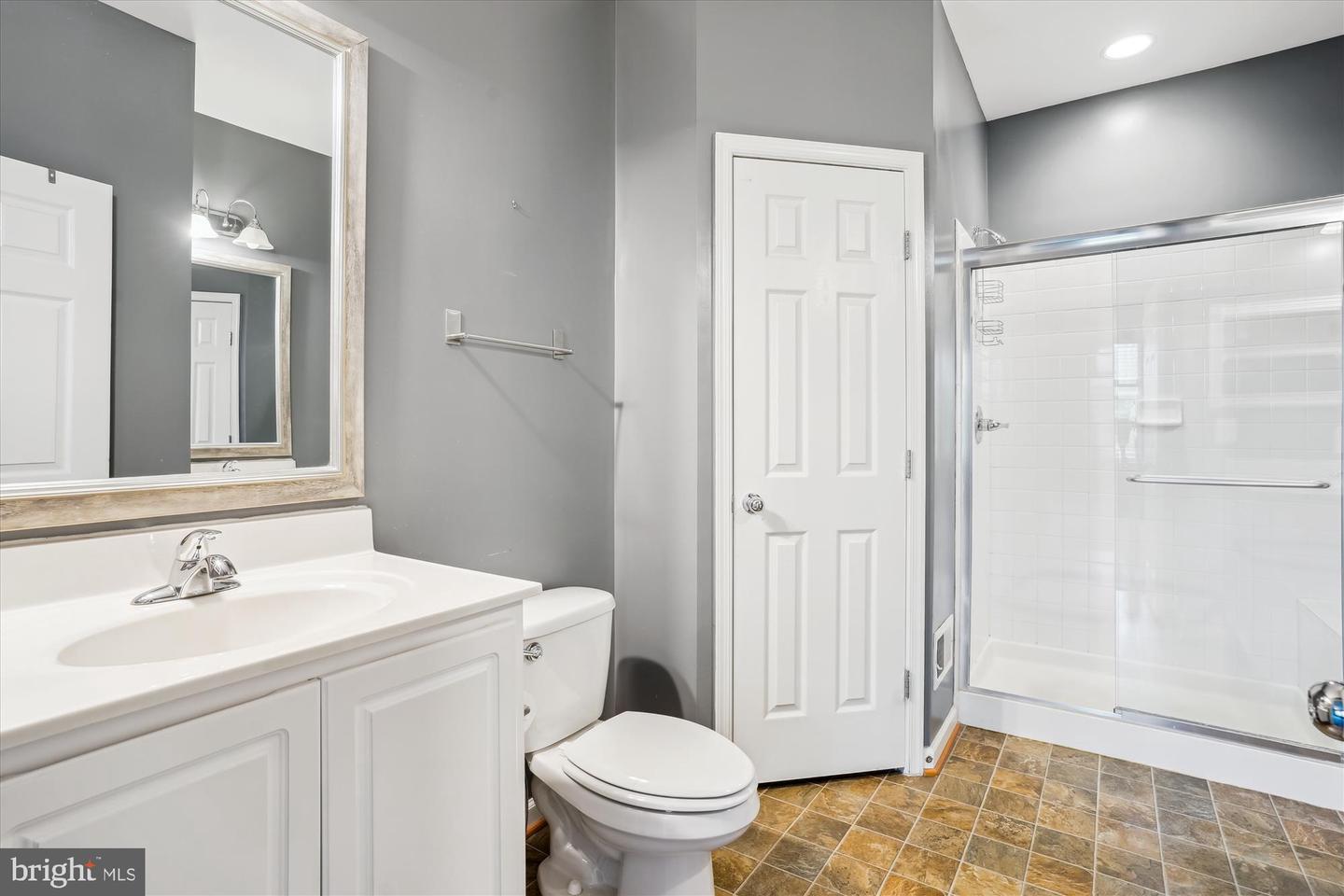16758 BLACKJACK OAK LN, WOODBRIDGE, Virginia 22191, 2 Bedrooms Bedrooms, ,2 BathroomsBathrooms,Residential,For sale,16758 BLACKJACK OAK LN,VAPW2095866 MLS # VAPW2095866