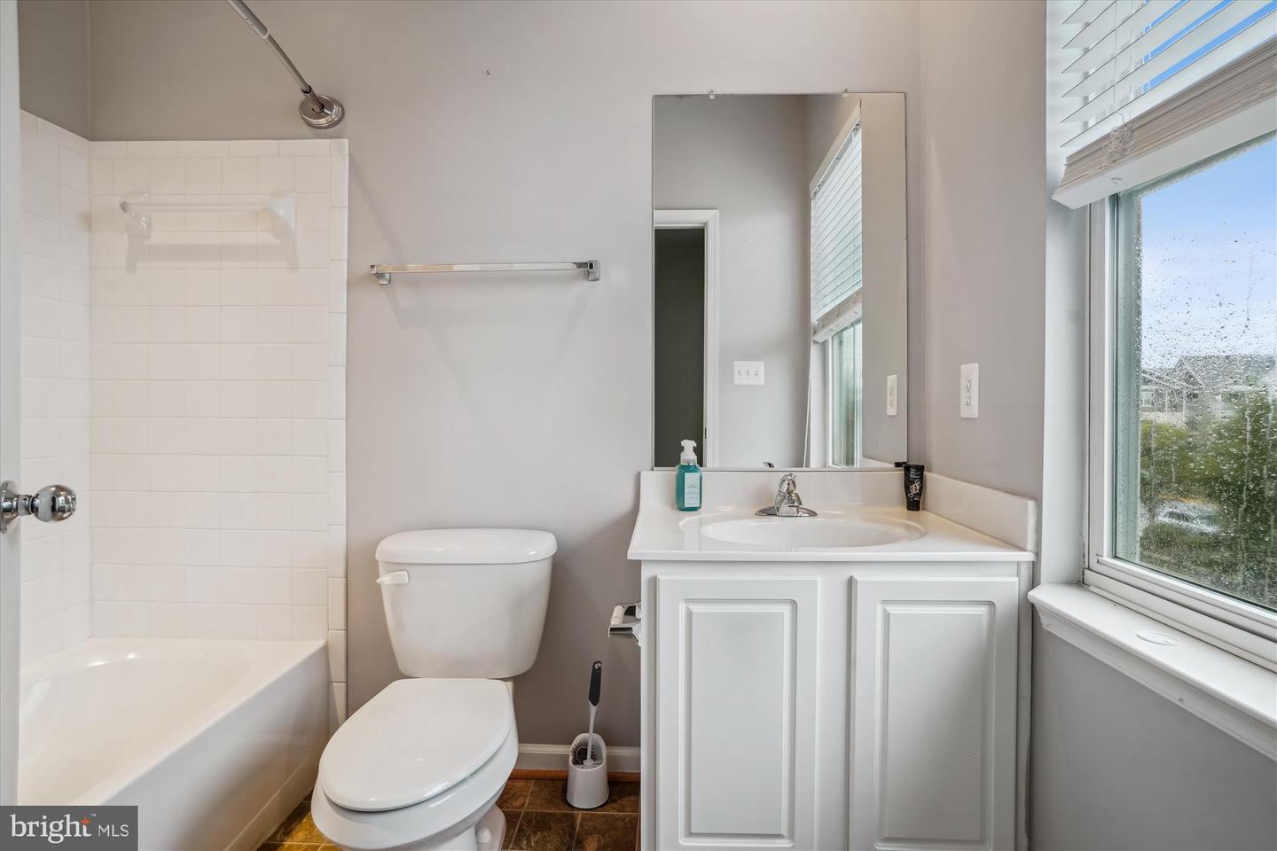 16758 BLACKJACK OAK LN, WOODBRIDGE, Virginia 22191, 2 Bedrooms Bedrooms, ,2 BathroomsBathrooms,Residential,For sale,16758 BLACKJACK OAK LN,VAPW2095866 MLS # VAPW2095866