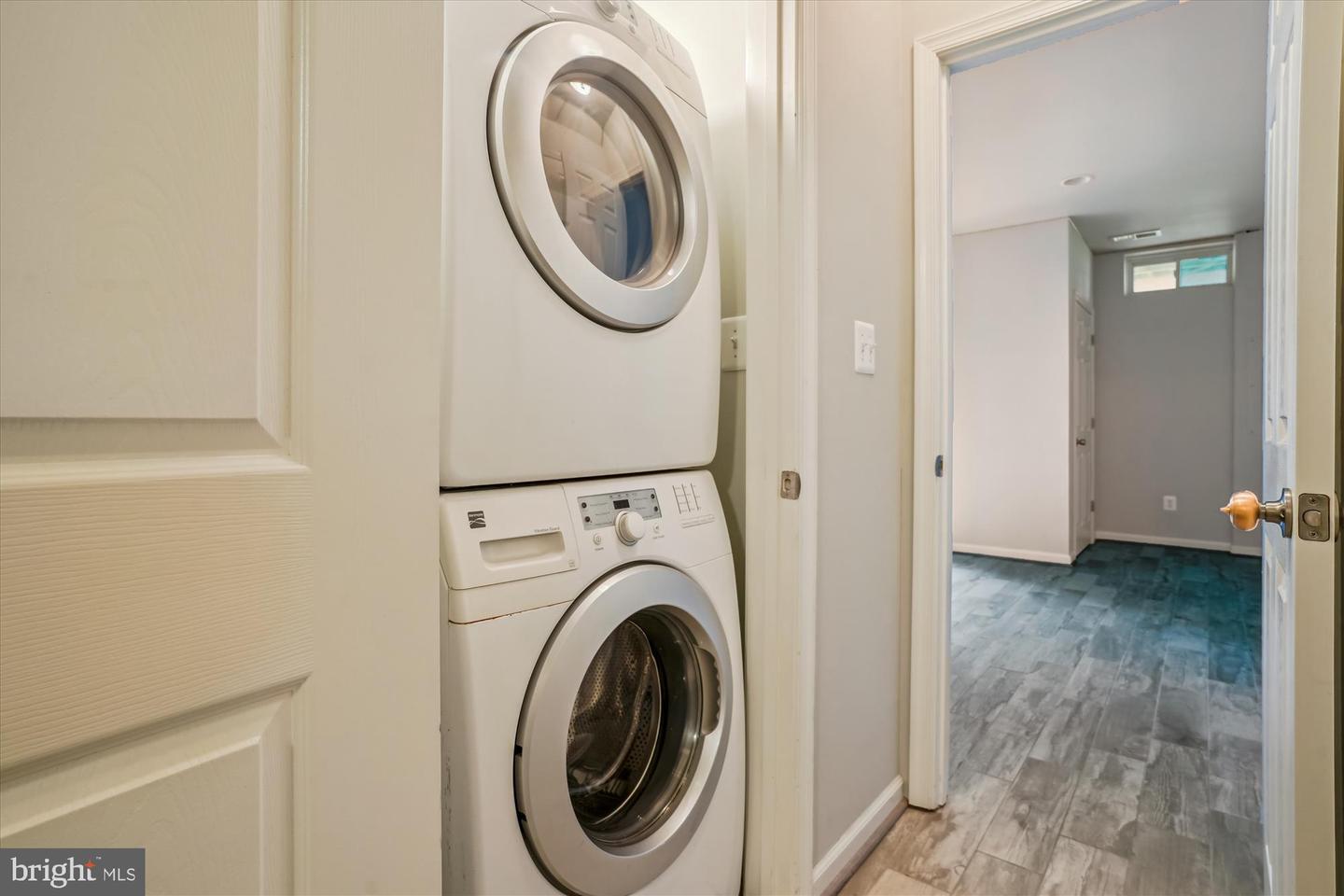 16758 BLACKJACK OAK LN, WOODBRIDGE, Virginia 22191, 2 Bedrooms Bedrooms, ,2 BathroomsBathrooms,Residential,For sale,16758 BLACKJACK OAK LN,VAPW2095866 MLS # VAPW2095866