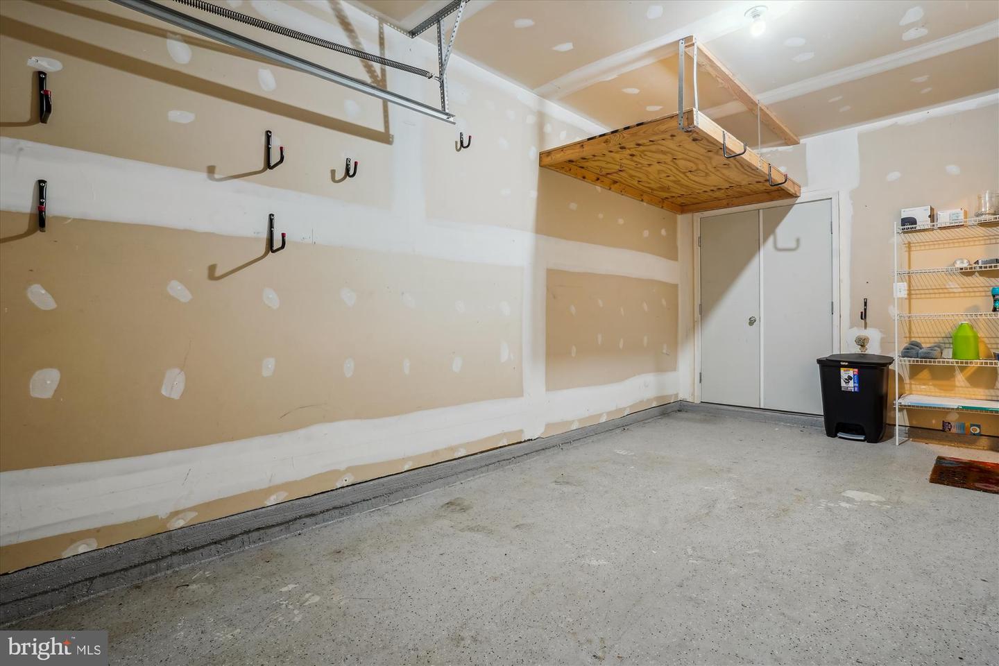 16758 BLACKJACK OAK LN, WOODBRIDGE, Virginia 22191, 2 Bedrooms Bedrooms, ,2 BathroomsBathrooms,Residential,For sale,16758 BLACKJACK OAK LN,VAPW2095866 MLS # VAPW2095866