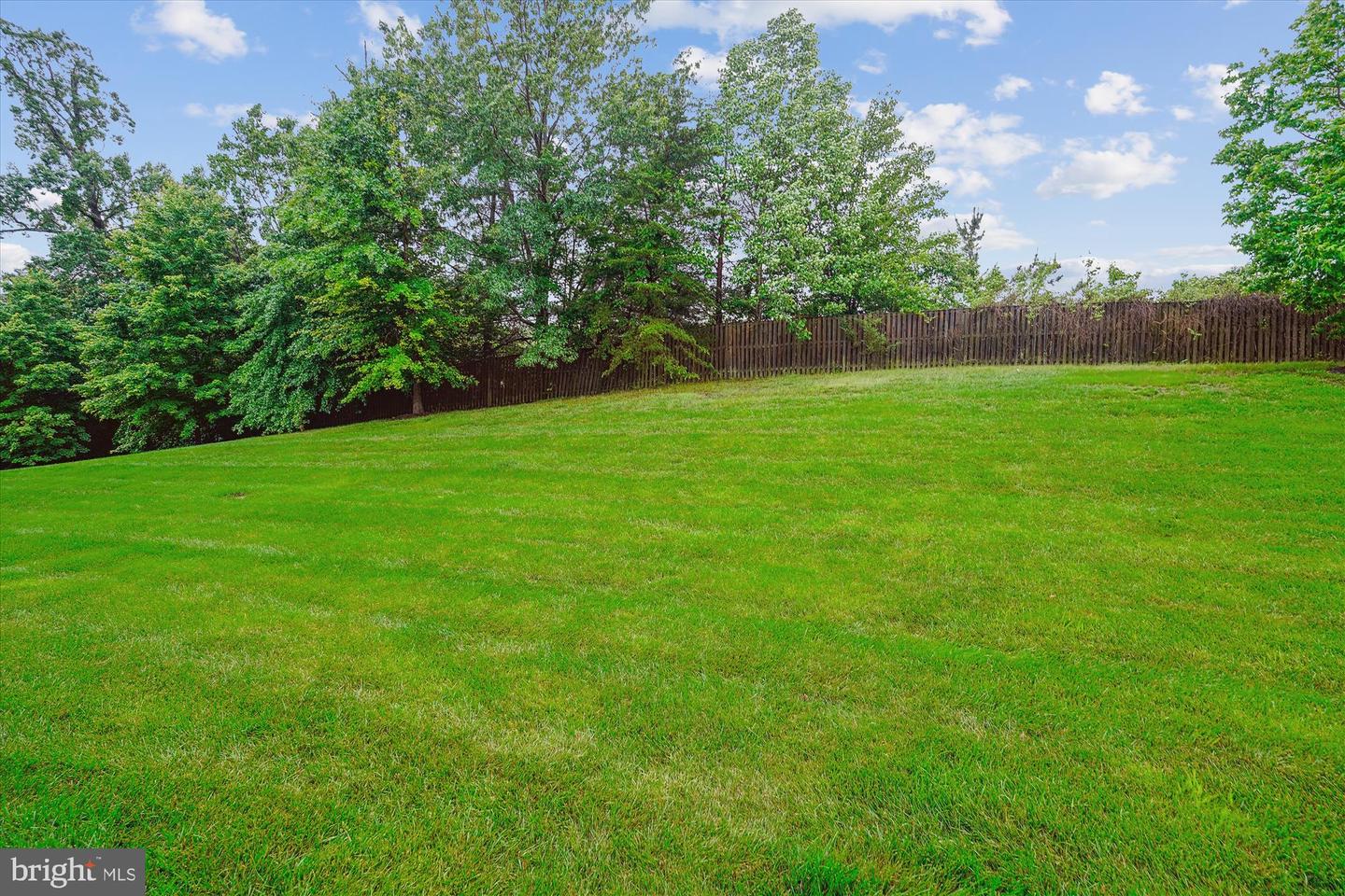 16758 BLACKJACK OAK LN, WOODBRIDGE, Virginia 22191, 2 Bedrooms Bedrooms, ,2 BathroomsBathrooms,Residential,For sale,16758 BLACKJACK OAK LN,VAPW2095866 MLS # VAPW2095866