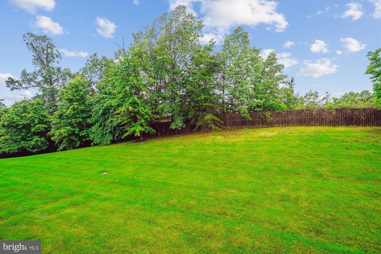 16758 BLACKJACK OAK LN, WOODBRIDGE, Virginia 22191, 2 Bedrooms Bedrooms, ,2 BathroomsBathrooms,Residential,For sale,16758 BLACKJACK OAK LN,VAPW2095866 MLS # VAPW2095866