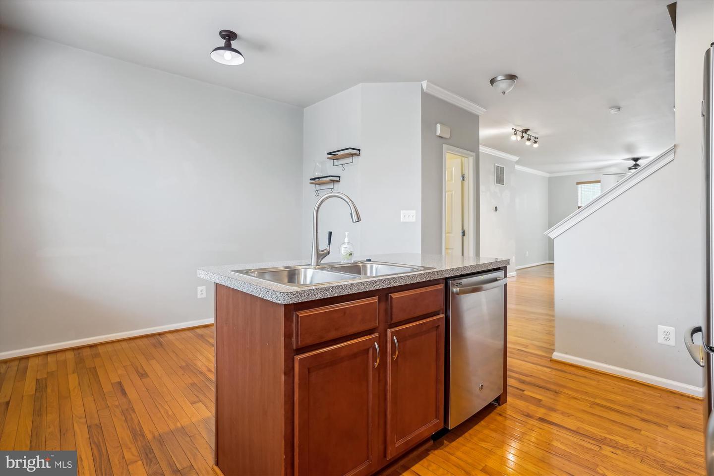 16758 BLACKJACK OAK LN, WOODBRIDGE, Virginia 22191, 2 Bedrooms Bedrooms, ,2 BathroomsBathrooms,Residential,For sale,16758 BLACKJACK OAK LN,VAPW2095866 MLS # VAPW2095866