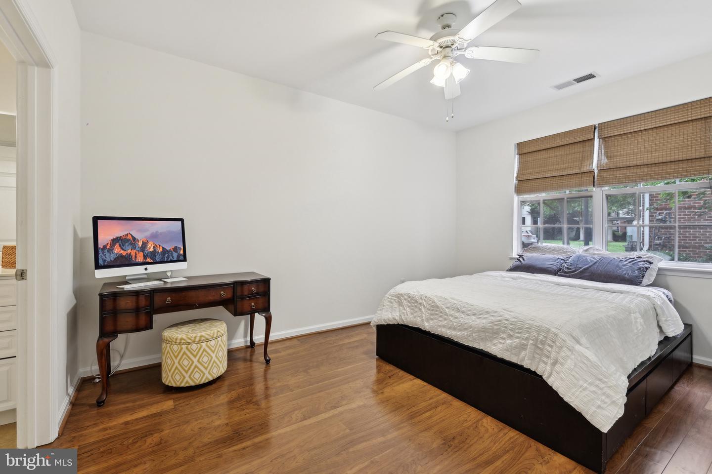 12925 CENTRE PARK CIR #106, HERNDON, Virginia 20171, 2 Bedrooms Bedrooms, ,2 BathroomsBathrooms,Residential,For sale,12925 CENTRE PARK CIR #106,VAFX2244244 MLS # VAFX2244244