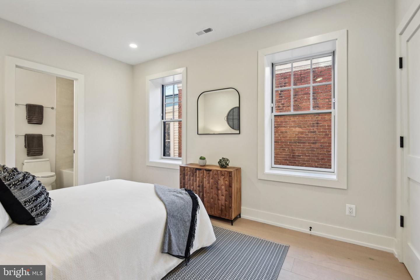 1748 LANIER PL NW #2, WASHINGTON, District Of Columbia 20009, 3 Bedrooms Bedrooms, ,3 BathroomsBathrooms,Residential,For sale,1748 LANIER PL NW #2,DCDC2203262 MLS # DCDC2203262