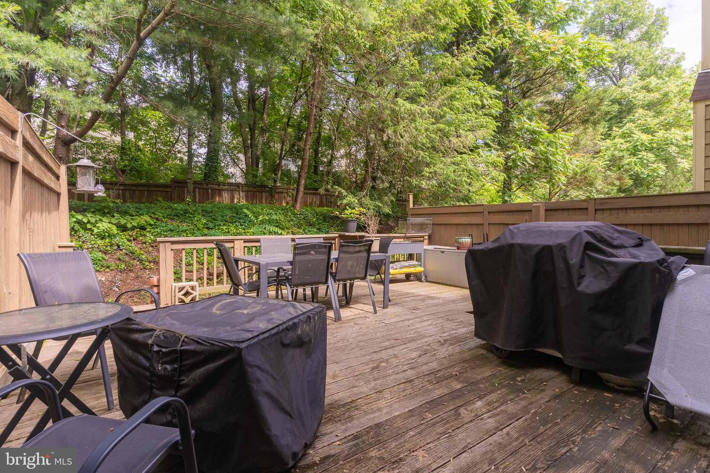 4007 LAKE GLEN RD, FAIRFAX, Virginia 22033, 3 Bedrooms Bedrooms, ,3 BathroomsBathrooms,Residential,For sale,4007 LAKE GLEN RD,VAFX2244328 MLS # VAFX2244328