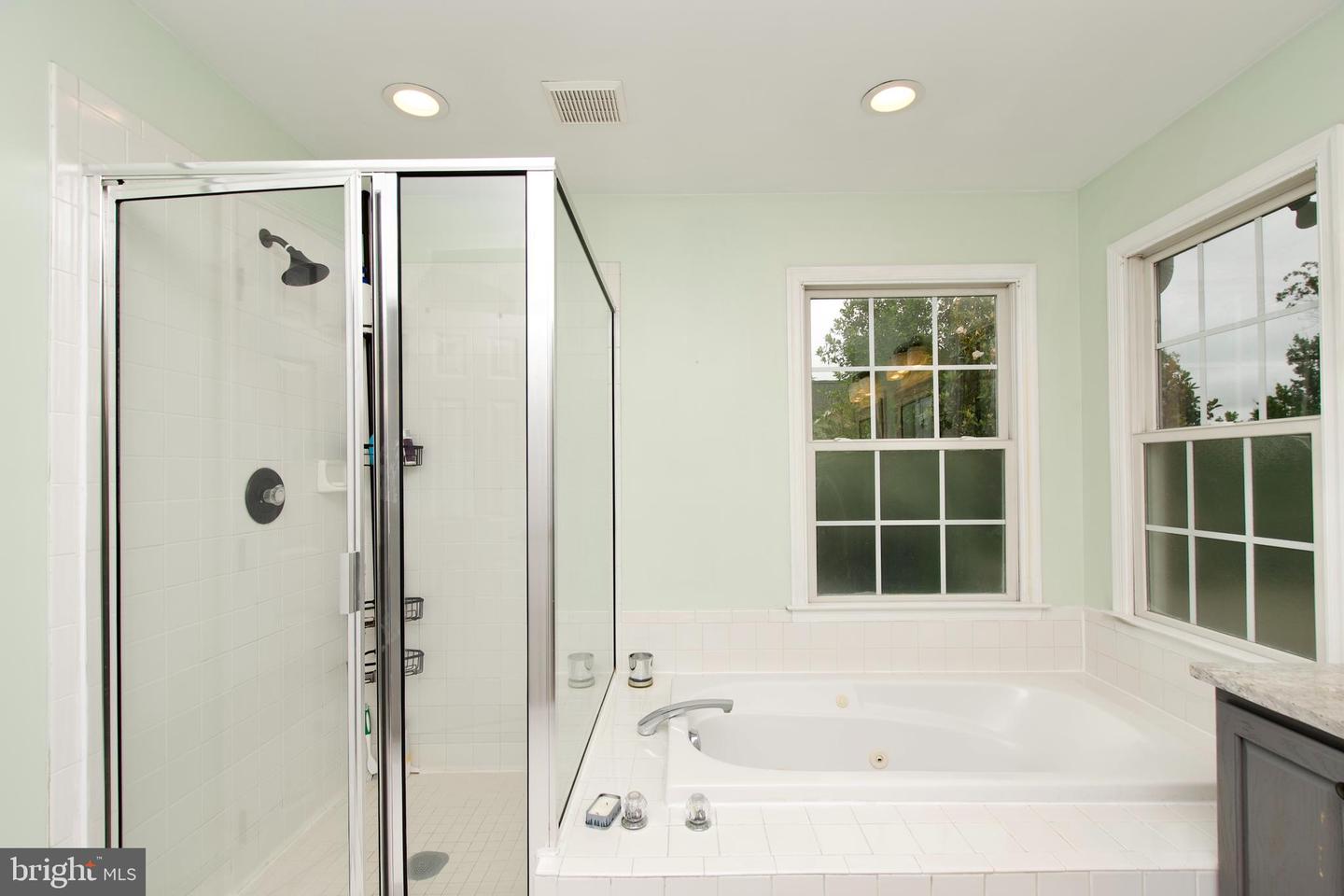 8919 KIGER ST, LORTON, Virginia 22079, 5 Bedrooms Bedrooms, ,3 BathroomsBathrooms,Residential,For sale,8919 KIGER ST,VAFX2244118 MLS # VAFX2244118