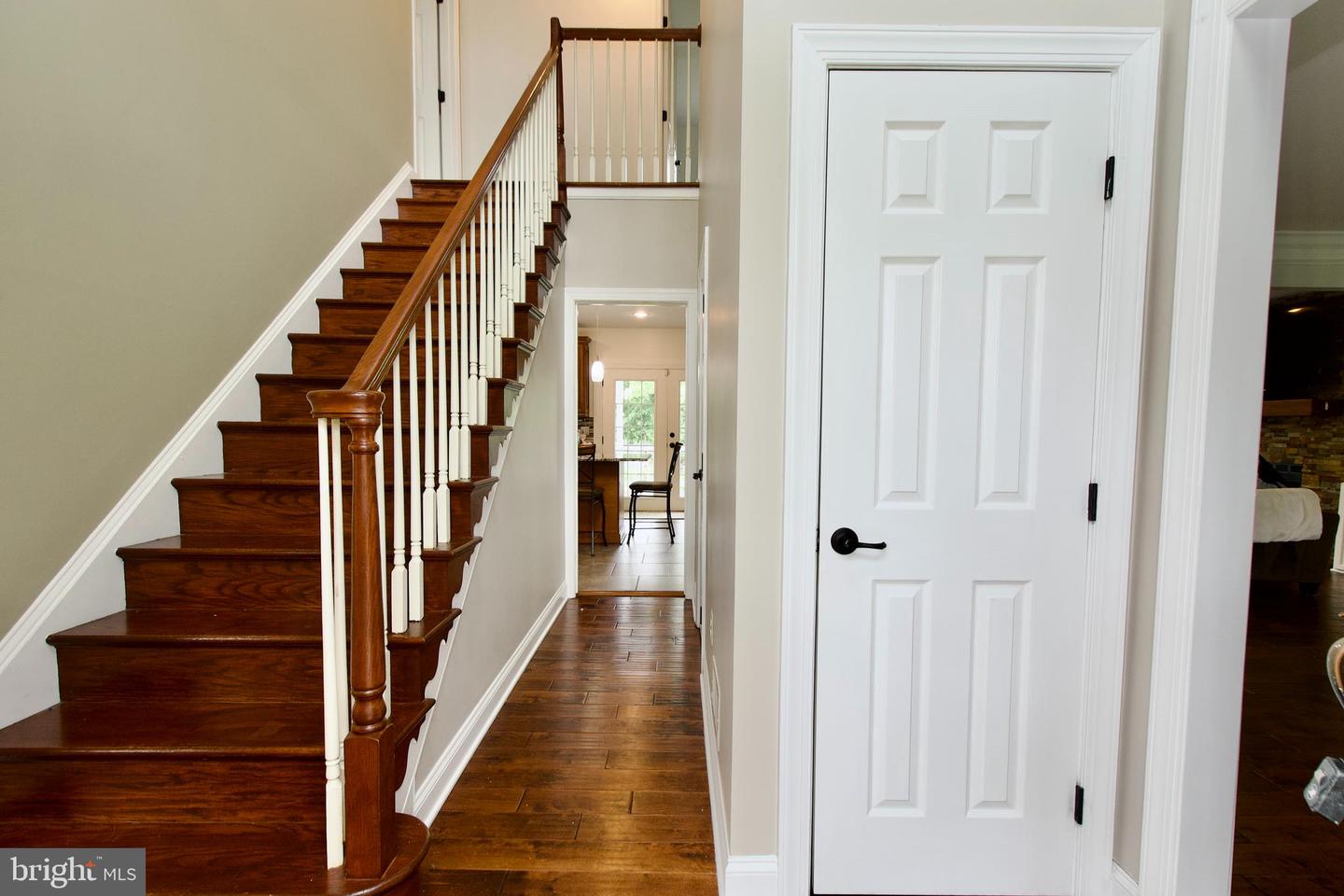 8919 KIGER ST, LORTON, Virginia 22079, 5 Bedrooms Bedrooms, ,3 BathroomsBathrooms,Residential,For sale,8919 KIGER ST,VAFX2244118 MLS # VAFX2244118
