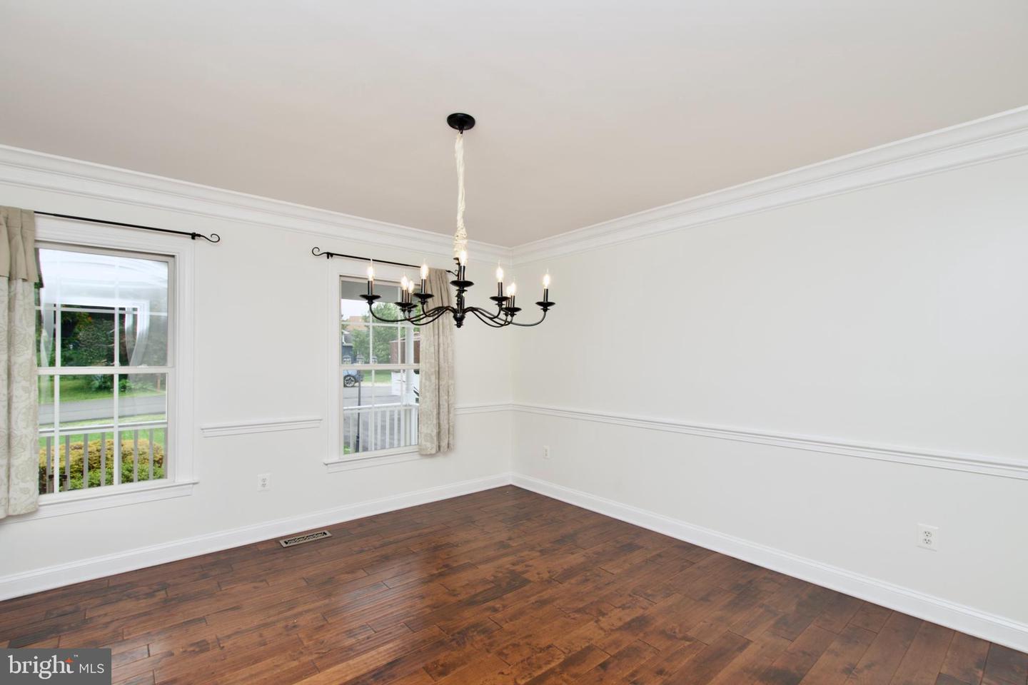8919 KIGER ST, LORTON, Virginia 22079, 5 Bedrooms Bedrooms, ,3 BathroomsBathrooms,Residential,For sale,8919 KIGER ST,VAFX2244118 MLS # VAFX2244118