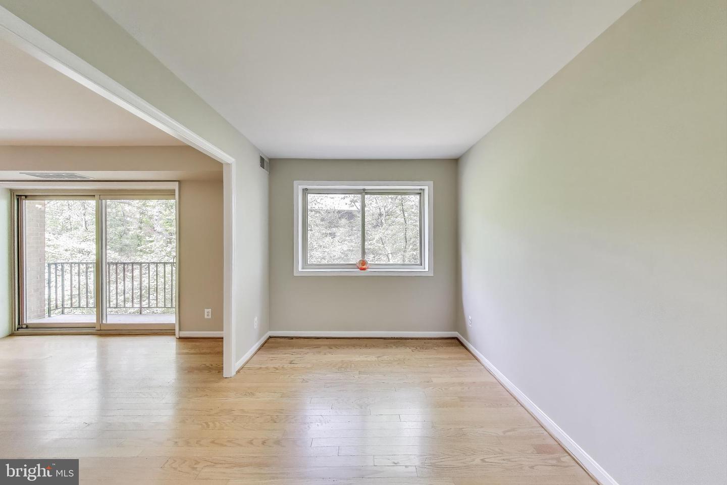 12654 DARA DR #102, WOODBRIDGE, Virginia 22192, 2 Bedrooms Bedrooms, ,1 BathroomBathrooms,Residential,For sale,12654 DARA DR #102,VAPW2095846 MLS # VAPW2095846