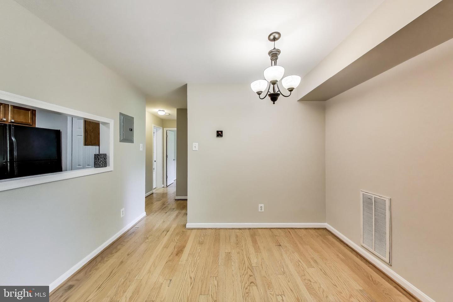 12654 DARA DR #102, WOODBRIDGE, Virginia 22192, 2 Bedrooms Bedrooms, ,1 BathroomBathrooms,Residential,For sale,12654 DARA DR #102,VAPW2095846 MLS # VAPW2095846