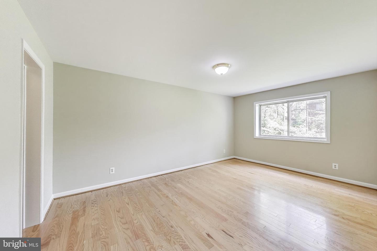 12654 DARA DR #102, WOODBRIDGE, Virginia 22192, 2 Bedrooms Bedrooms, ,1 BathroomBathrooms,Residential,For sale,12654 DARA DR #102,VAPW2095846 MLS # VAPW2095846