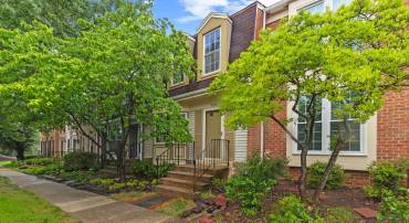 4328 MARJORAM CT, ALEXANDRIA, Virginia 22310, 3 Bedrooms Bedrooms, ,3 BathroomsBathrooms,Residential,For sale,4328 MARJORAM CT,VAFX2244160 MLS # VAFX2244160