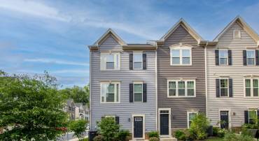 4539 JOSEPH BRISTOW LN, ANNANDALE, Virginia 22003, 3 Bedrooms Bedrooms, ,3 BathroomsBathrooms,Residential,For sale,4539 JOSEPH BRISTOW LN,VAFX2244178 MLS # VAFX2244178