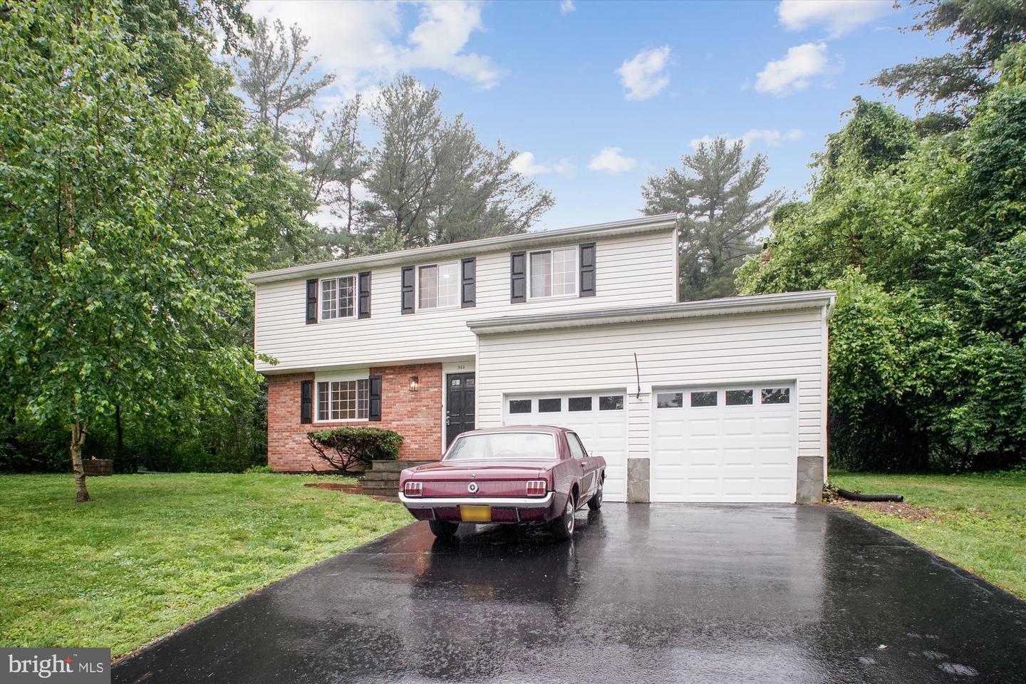 944 WAR ADMIRAL ST, GREAT FALLS, Virginia 22066, 4 Bedrooms Bedrooms, ,2 BathroomsBathrooms,Residential,For sale,944 WAR ADMIRAL ST,VAFX2244224 MLS # VAFX2244224
