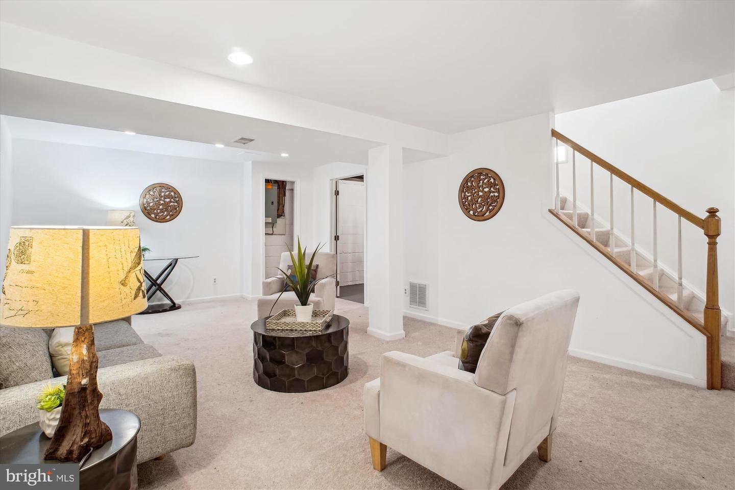 944 WAR ADMIRAL ST, GREAT FALLS, Virginia 22066, 4 Bedrooms Bedrooms, ,2 BathroomsBathrooms,Residential,For sale,944 WAR ADMIRAL ST,VAFX2244224 MLS # VAFX2244224