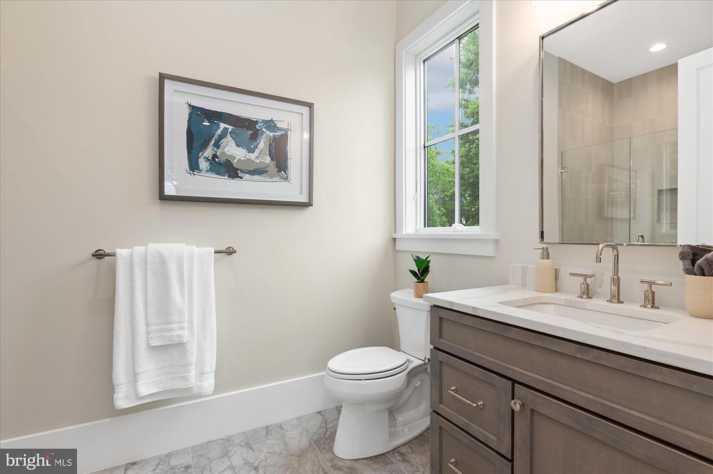 6613 BYRNES DR, MCLEAN, Virginia 22101, 7 Bedrooms Bedrooms, ,7 BathroomsBathrooms,Residential,For sale,6613 BYRNES DR,VAFX2244230 MLS # VAFX2244230