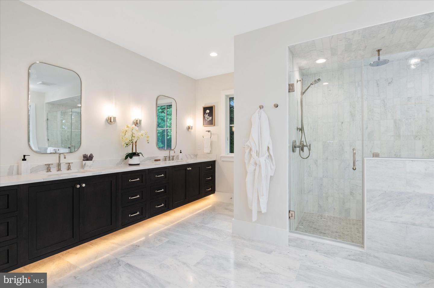 6613 BYRNES DR, MCLEAN, Virginia 22101, 7 Bedrooms Bedrooms, ,7 BathroomsBathrooms,Residential,For sale,6613 BYRNES DR,VAFX2244230 MLS # VAFX2244230