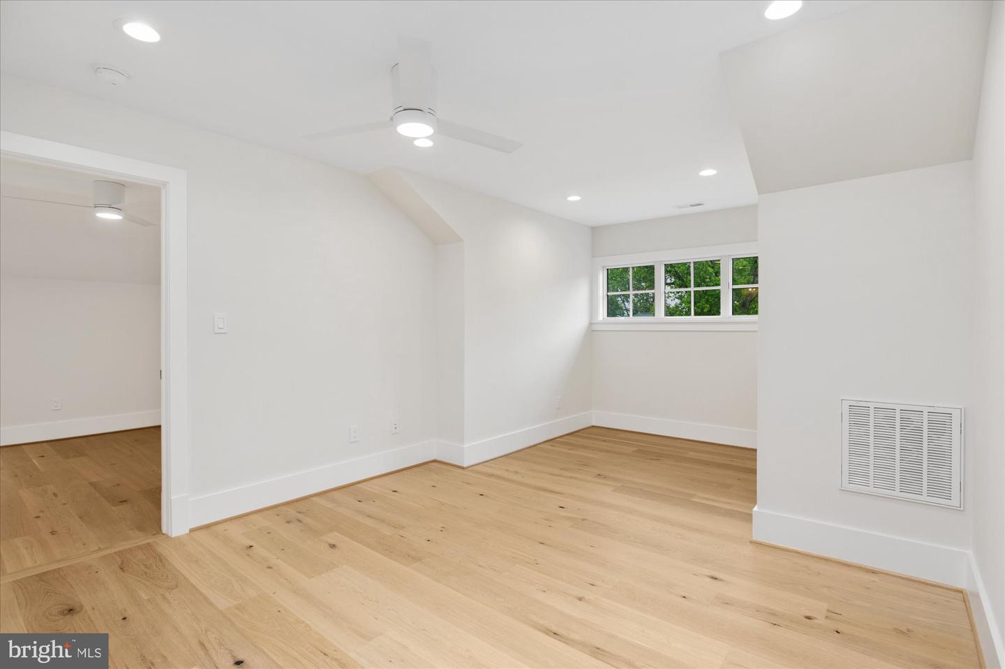 6613 BYRNES DR, MCLEAN, Virginia 22101, 7 Bedrooms Bedrooms, ,7 BathroomsBathrooms,Residential,For sale,6613 BYRNES DR,VAFX2244230 MLS # VAFX2244230