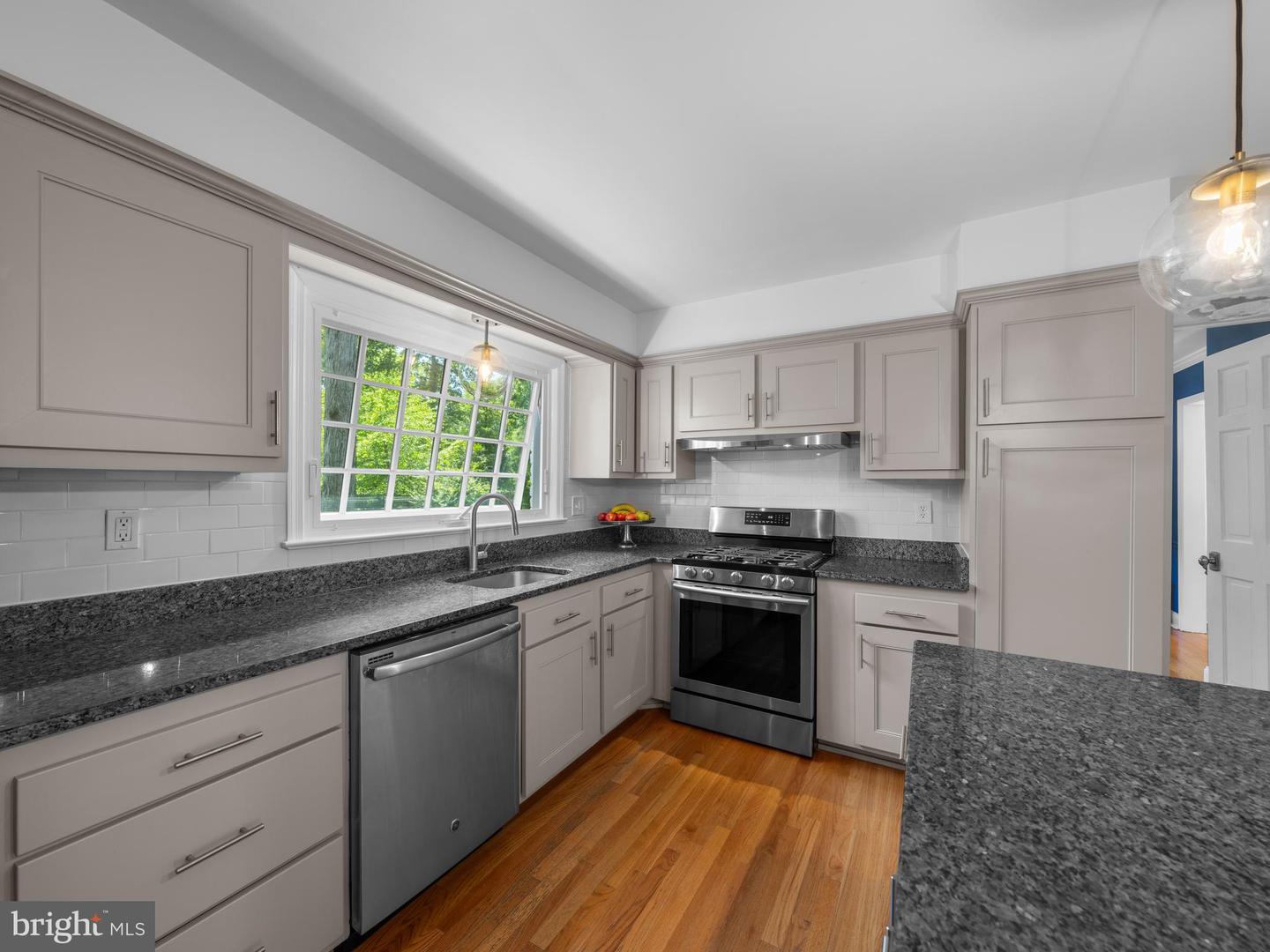 9103 CHICKAWANE CT, ALEXANDRIA, Virginia 22309, 4 Bedrooms Bedrooms, ,2 BathroomsBathrooms,Residential,For sale,9103 CHICKAWANE CT,VAFX2244248 MLS # VAFX2244248