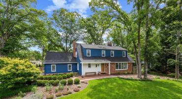 9103 CHICKAWANE CT, ALEXANDRIA, Virginia 22309, 4 Bedrooms Bedrooms, ,2 BathroomsBathrooms,Residential,For sale,9103 CHICKAWANE CT,VAFX2244248 MLS # VAFX2244248