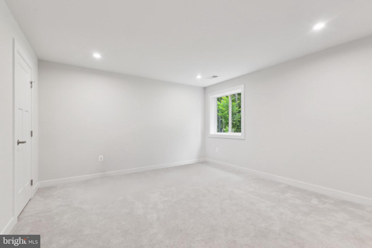 121 MOUNTAIN PATH LN, STAFFORD, Virginia 22554, 5 Bedrooms Bedrooms, ,4 BathroomsBathrooms,Residential,For sale,121 MOUNTAIN PATH LN,VAST2039322 MLS # VAST2039322
