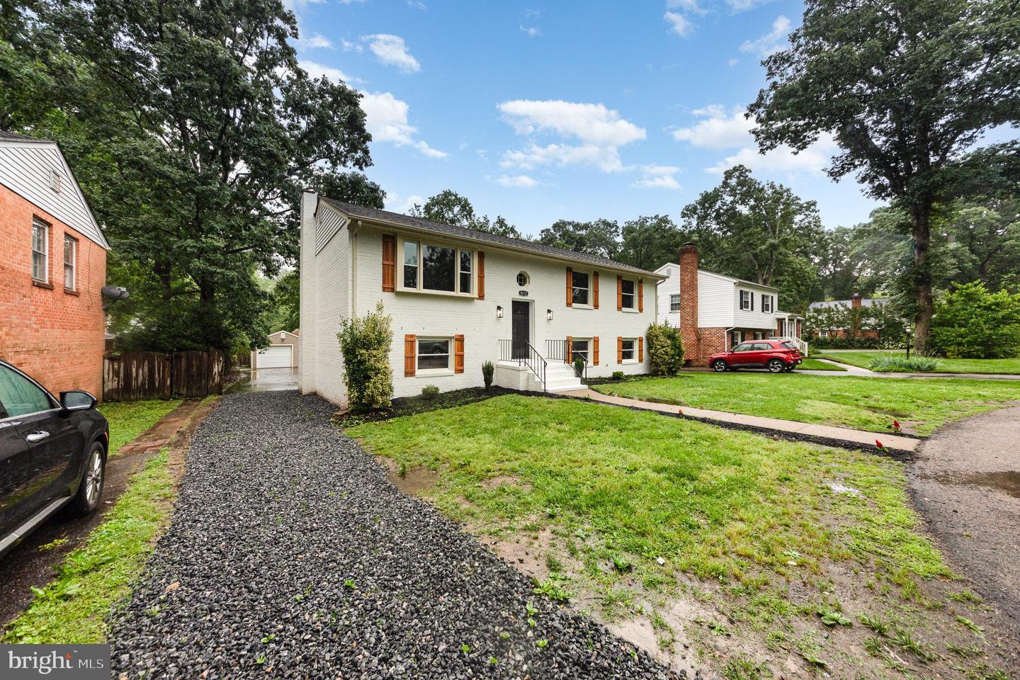 9212 AVALON DR, HENRICO, Virginia 23229, 5 Bedrooms Bedrooms, ,3 BathroomsBathrooms,Residential,For sale,9212 AVALON DR,VAHN2000934 MLS # VAHN2000934