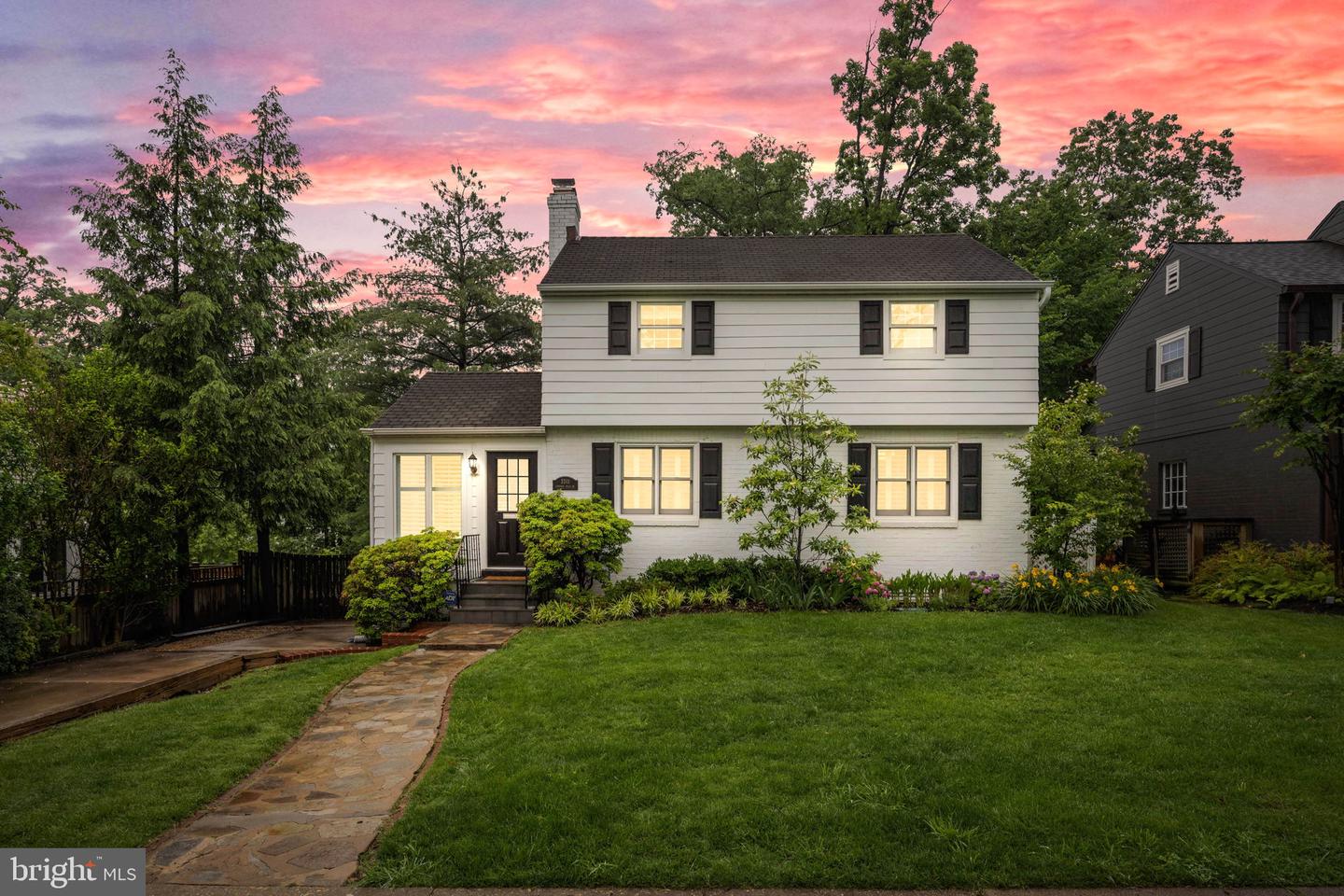 3311 CAMERON MILLS RD, ALEXANDRIA, Virginia 22302, 5 Bedrooms Bedrooms, 11 Rooms Rooms,4 BathroomsBathrooms,Residential,For sale,3311 CAMERON MILLS RD,VAAX2045890 MLS # VAAX2045890