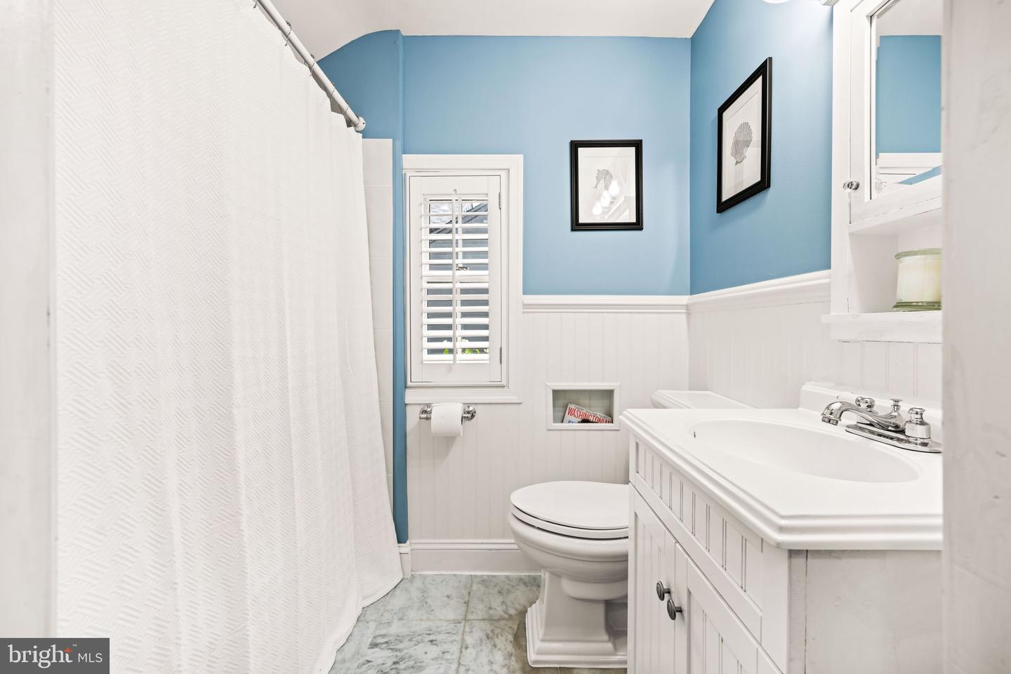 3311 CAMERON MILLS RD, ALEXANDRIA, Virginia 22302, 5 Bedrooms Bedrooms, 11 Rooms Rooms,4 BathroomsBathrooms,Residential,For sale,3311 CAMERON MILLS RD,VAAX2045890 MLS # VAAX2045890