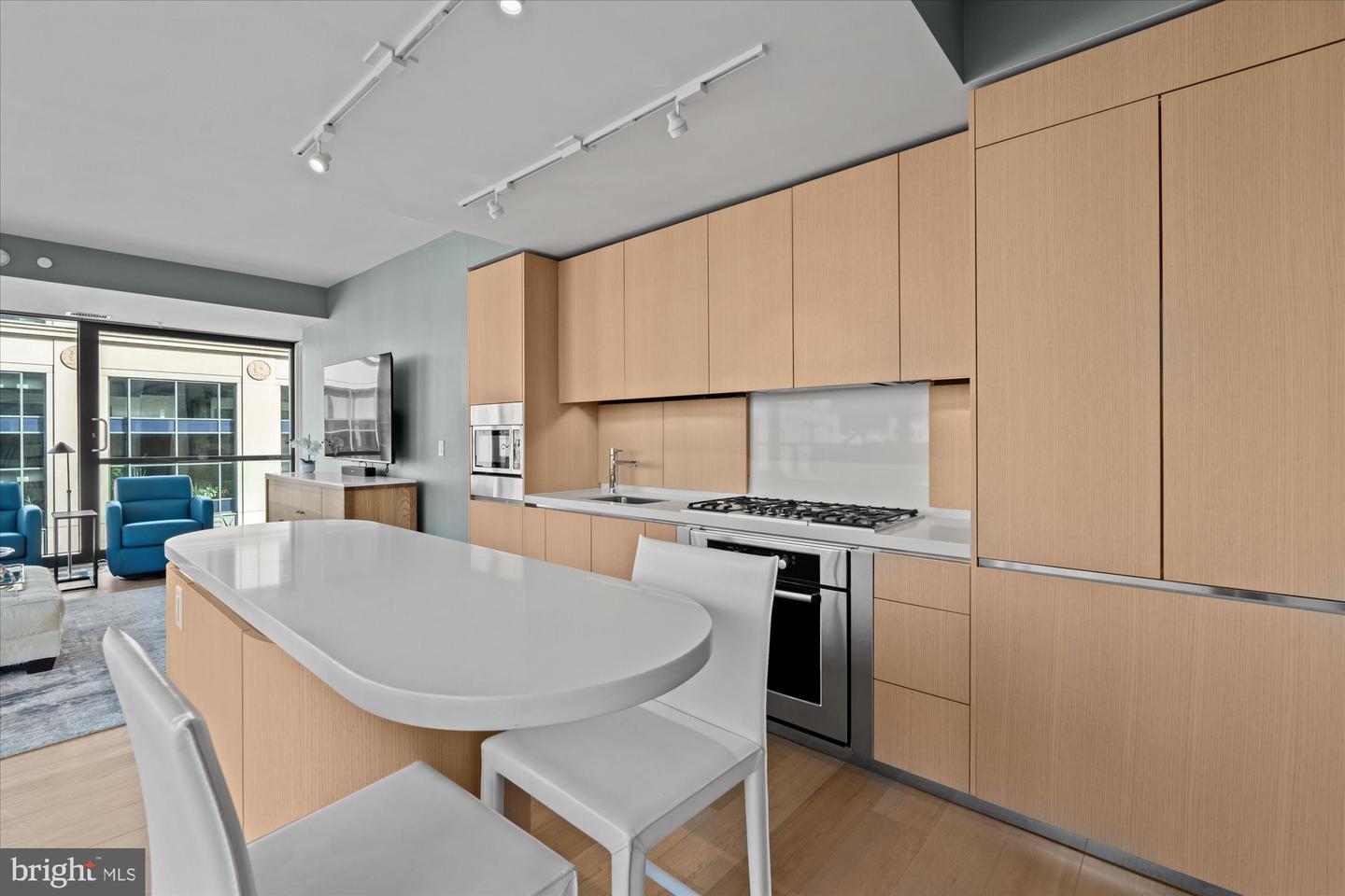 925 H ST NW #810, WASHINGTON, District Of Columbia 20001, 2 Bedrooms Bedrooms, ,2 BathroomsBathrooms,Residential,For sale,925 H ST NW #810,DCDC2203270 MLS # DCDC2203270