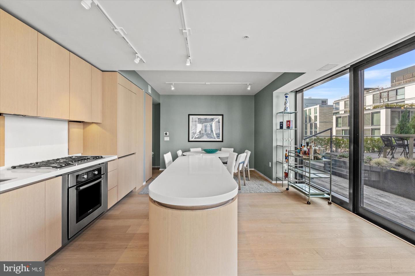 925 H ST NW #810, WASHINGTON, District Of Columbia 20001, 2 Bedrooms Bedrooms, ,2 BathroomsBathrooms,Residential,For sale,925 H ST NW #810,DCDC2203270 MLS # DCDC2203270