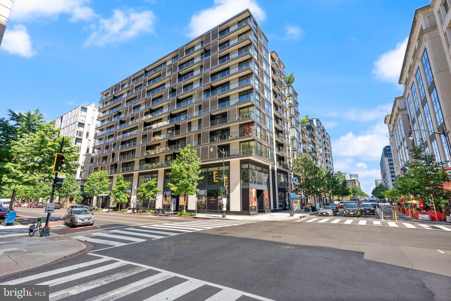925 H ST NW #810, WASHINGTON, District Of Columbia 20001, 2 Bedrooms Bedrooms, ,2 BathroomsBathrooms,Residential,For sale,925 H ST NW #810,DCDC2203270 MLS # DCDC2203270
