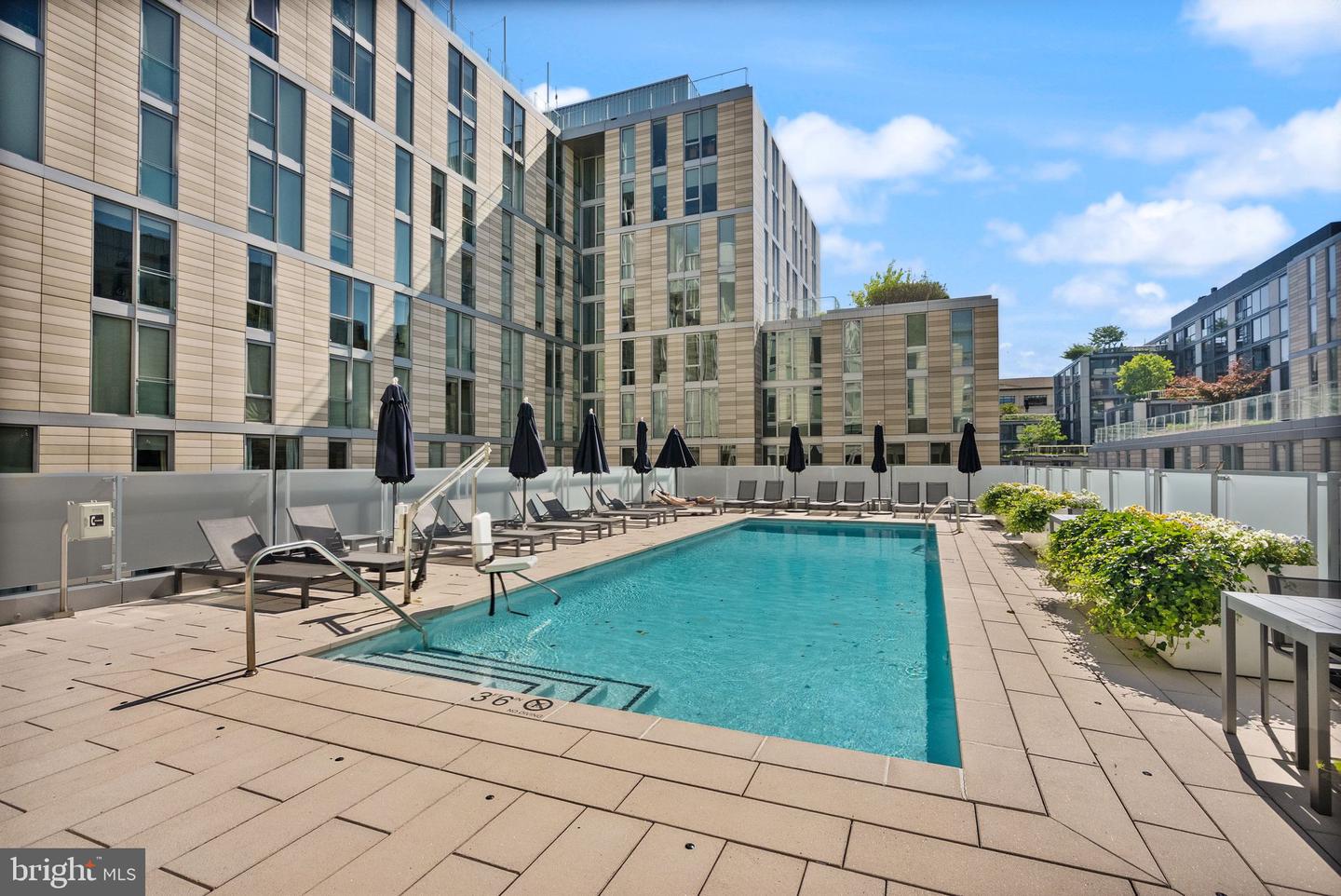 925 H ST NW #810, WASHINGTON, District Of Columbia 20001, 2 Bedrooms Bedrooms, ,2 BathroomsBathrooms,Residential,For sale,925 H ST NW #810,DCDC2203270 MLS # DCDC2203270