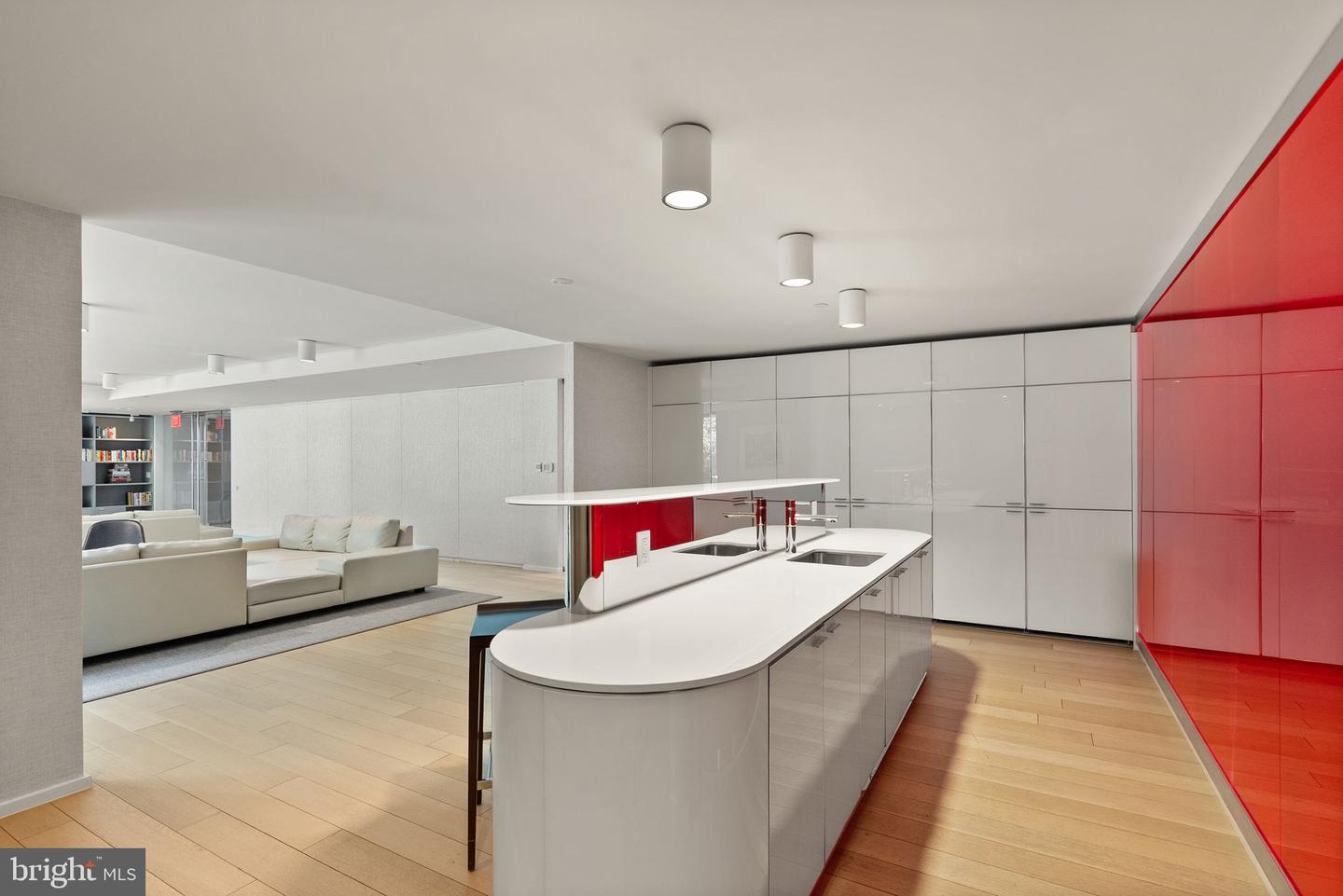 925 H ST NW #810, WASHINGTON, District Of Columbia 20001, 2 Bedrooms Bedrooms, ,2 BathroomsBathrooms,Residential,For sale,925 H ST NW #810,DCDC2203270 MLS # DCDC2203270