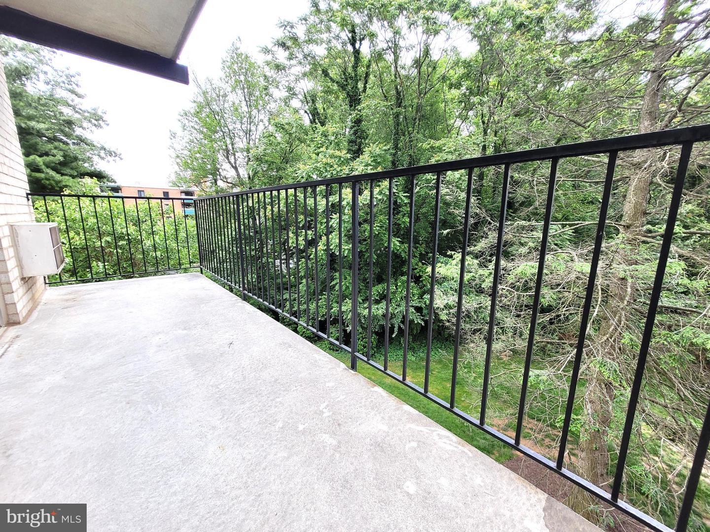 3245 RIO DR #415, FALLS CHURCH, Virginia 22041, 2 Bedrooms Bedrooms, ,2 BathroomsBathrooms,Residential,For sale,3245 RIO DR #415,VAFX2244462 MLS # VAFX2244462
