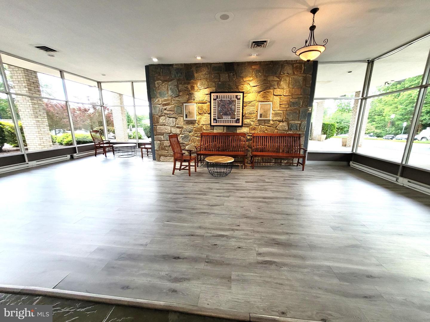 3245 RIO DR #415, FALLS CHURCH, Virginia 22041, 2 Bedrooms Bedrooms, ,2 BathroomsBathrooms,Residential,For sale,3245 RIO DR #415,VAFX2244462 MLS # VAFX2244462