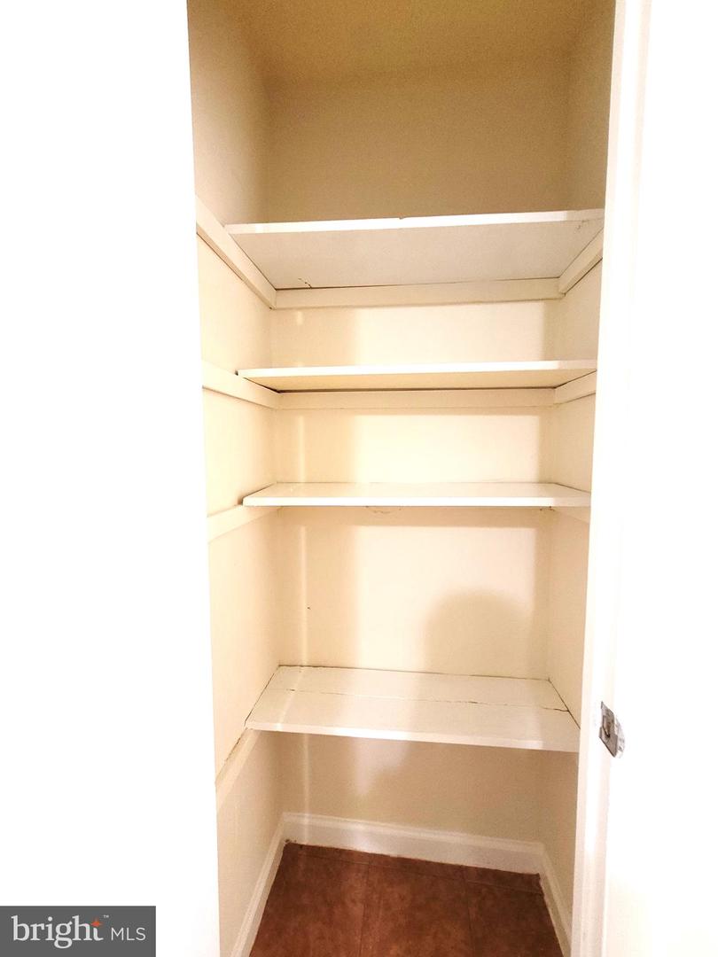 3245 RIO DR #415, FALLS CHURCH, Virginia 22041, 2 Bedrooms Bedrooms, ,2 BathroomsBathrooms,Residential,For sale,3245 RIO DR #415,VAFX2244462 MLS # VAFX2244462
