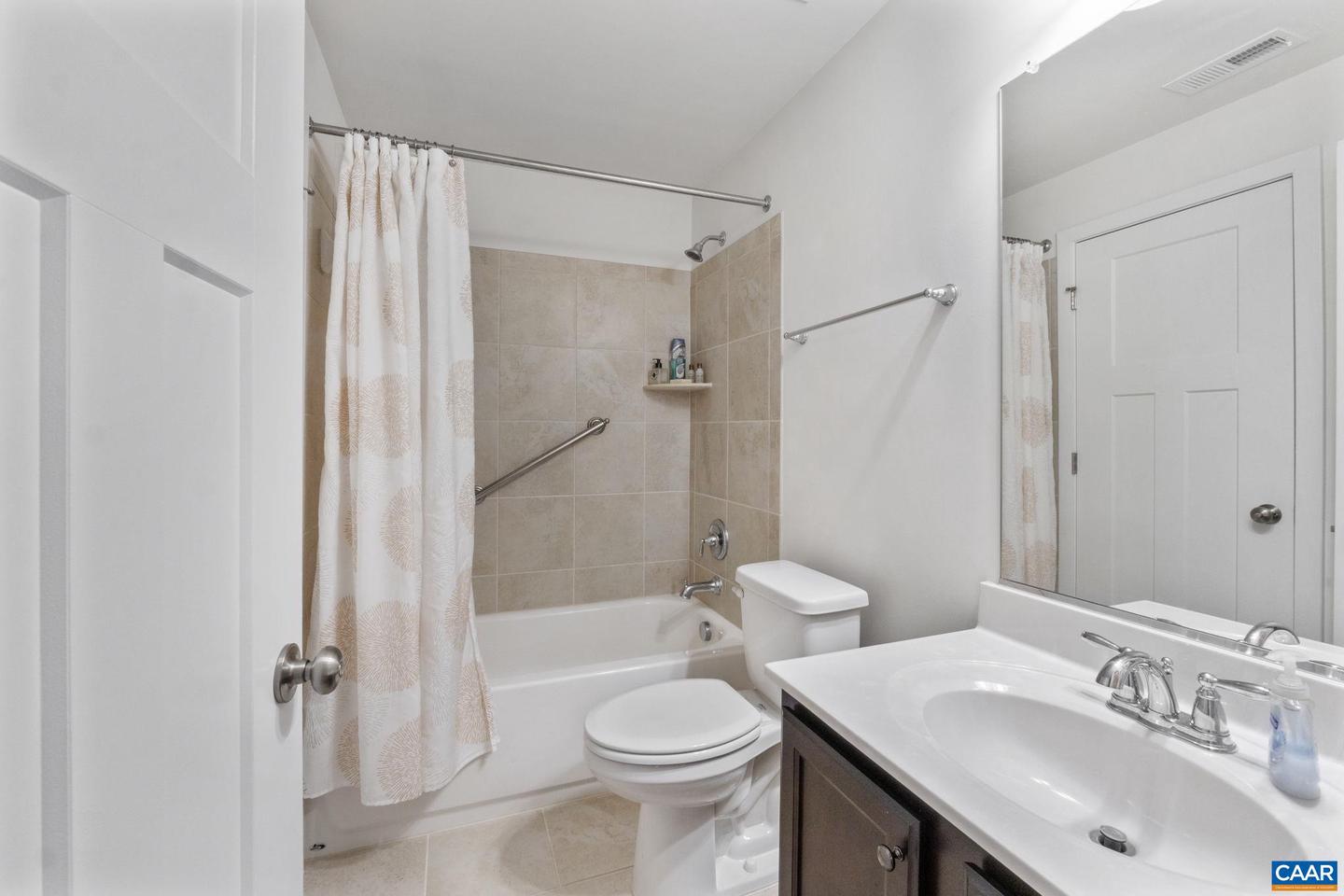 45 HERITAGE DR, ZION CROSSROADS, Virginia 22942, 5 Bedrooms Bedrooms, ,4 BathroomsBathrooms,Residential,For sale,45 HERITAGE DR,665165 MLS # 665165