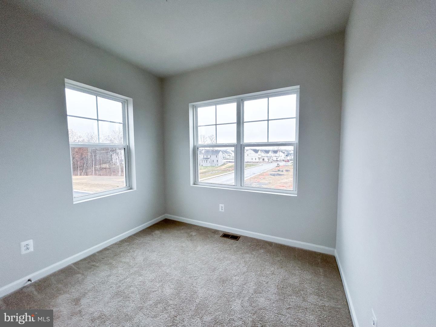 2106 NORLAND KNOLL DR, STEPHENSON, Virginia 22656, 3 Bedrooms Bedrooms, ,2 BathroomsBathrooms,Residential,For sale,2106 NORLAND KNOLL DR,VAFV2034568 MLS # VAFV2034568