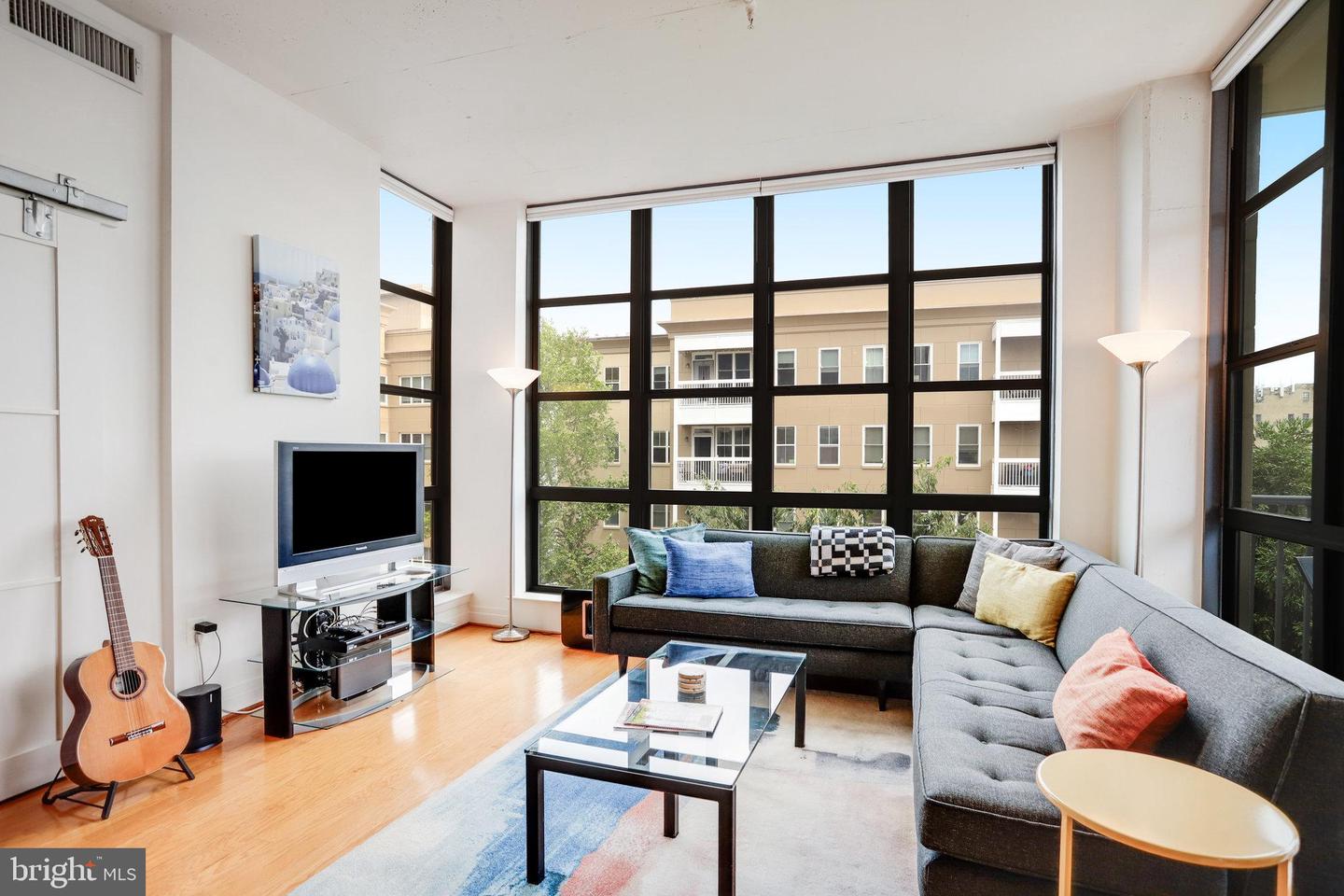 2020 12TH ST NW #313, WASHINGTON, District Of Columbia 20009, 2 Bedrooms Bedrooms, ,2 BathroomsBathrooms,Residential,For sale,2020 12TH ST NW #313,DCDC2203310 MLS # DCDC2203310
