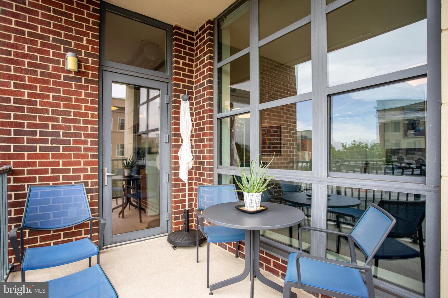 2020 12TH ST NW #313, WASHINGTON, District Of Columbia 20009, 2 Bedrooms Bedrooms, ,2 BathroomsBathrooms,Residential,For sale,2020 12TH ST NW #313,DCDC2203310 MLS # DCDC2203310